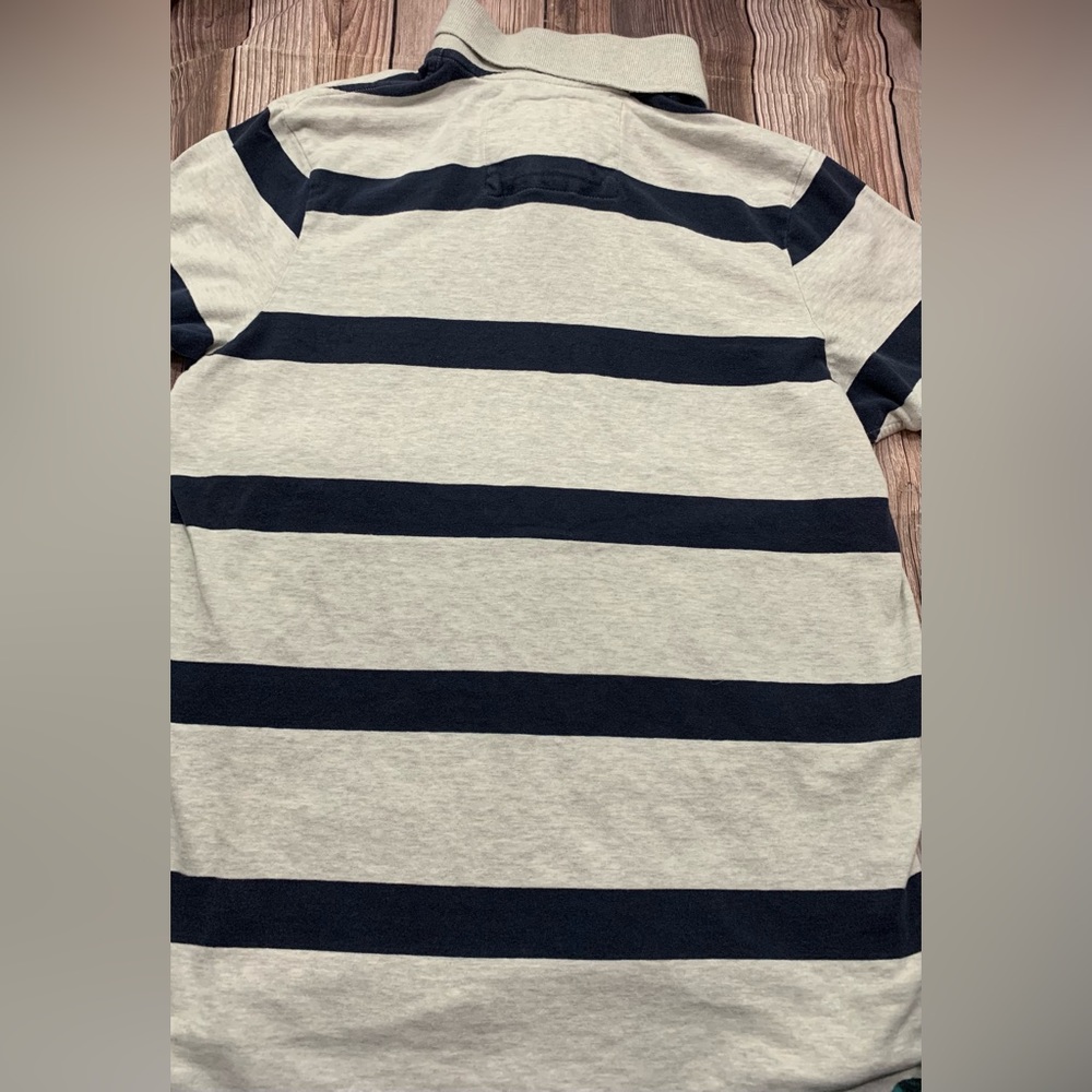 Abercrombie tshirt polo - Picture 4 of 7